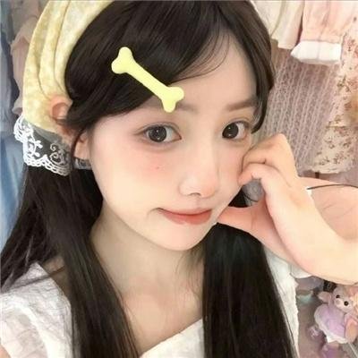 好女三头瞒